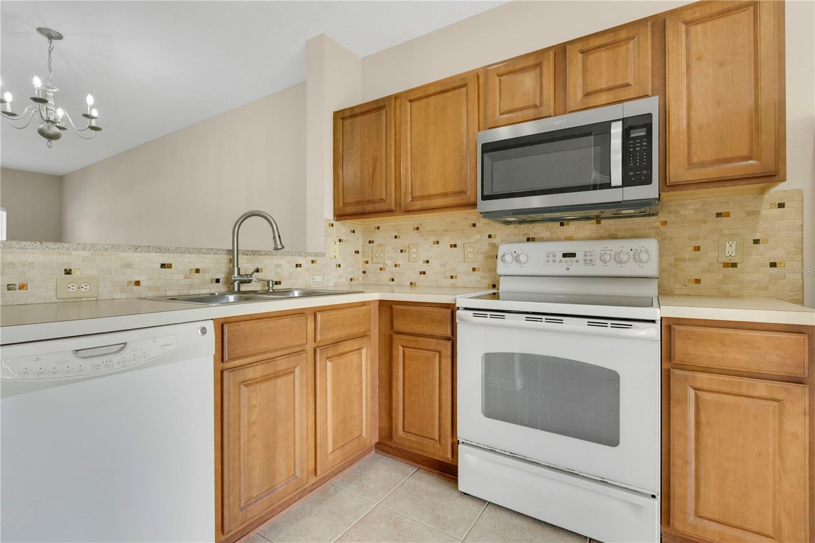 10173 Bessemer Pond Ct Property Photo 5