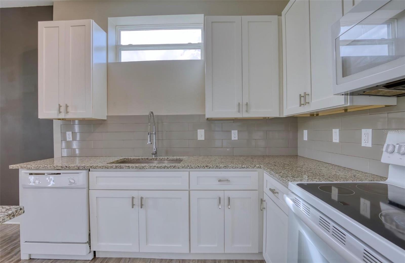 1801 Houston St Property Photo 15