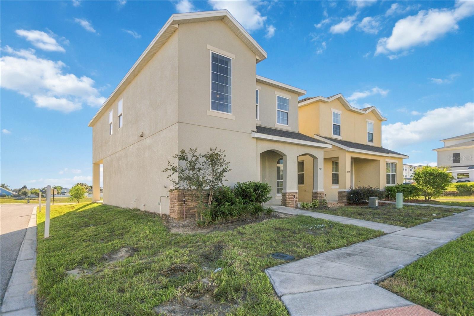 263 Bella Prestwick Blvd Property Photo 3