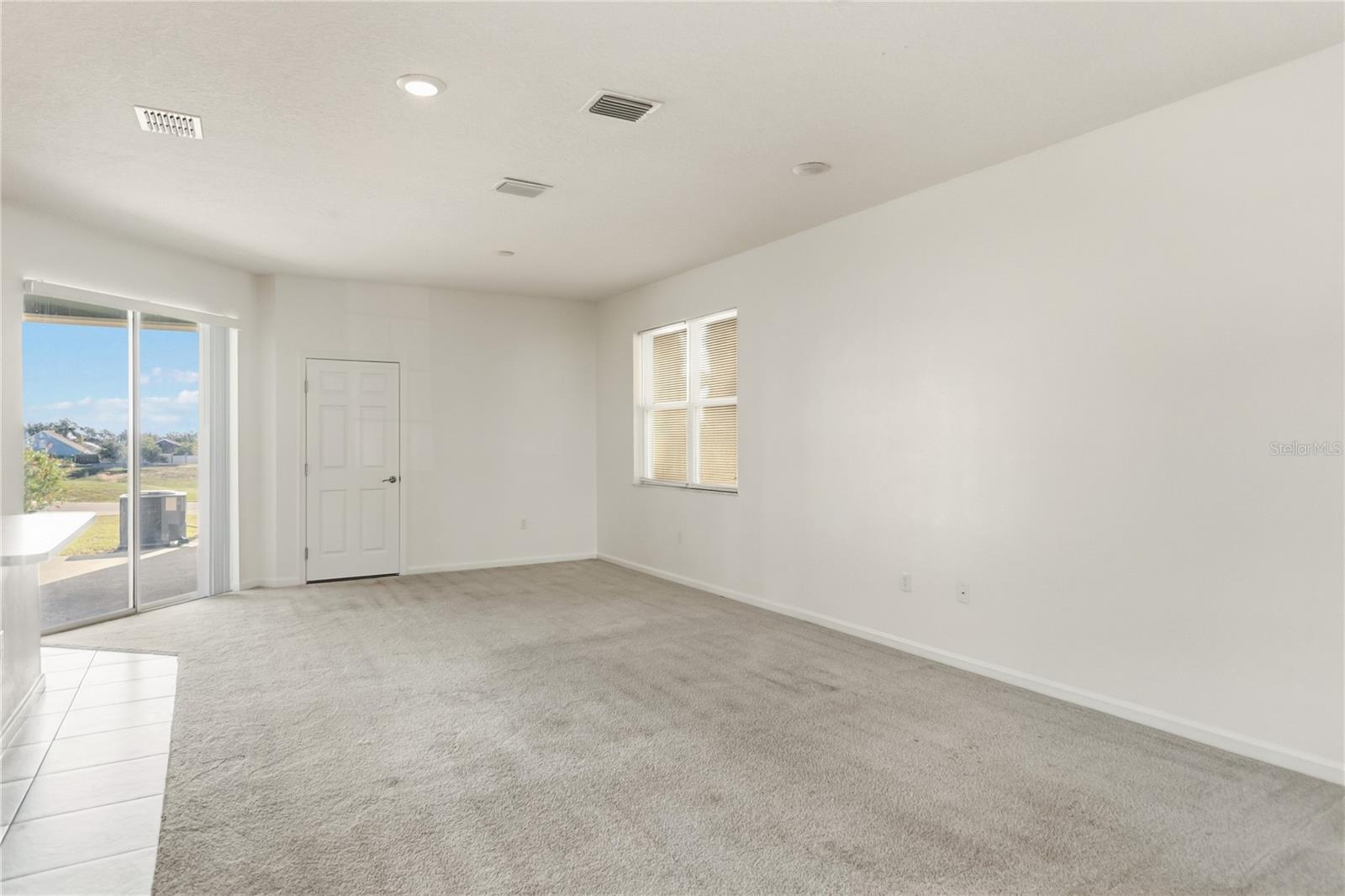 263 Bella Prestwick Blvd Property Photo 9