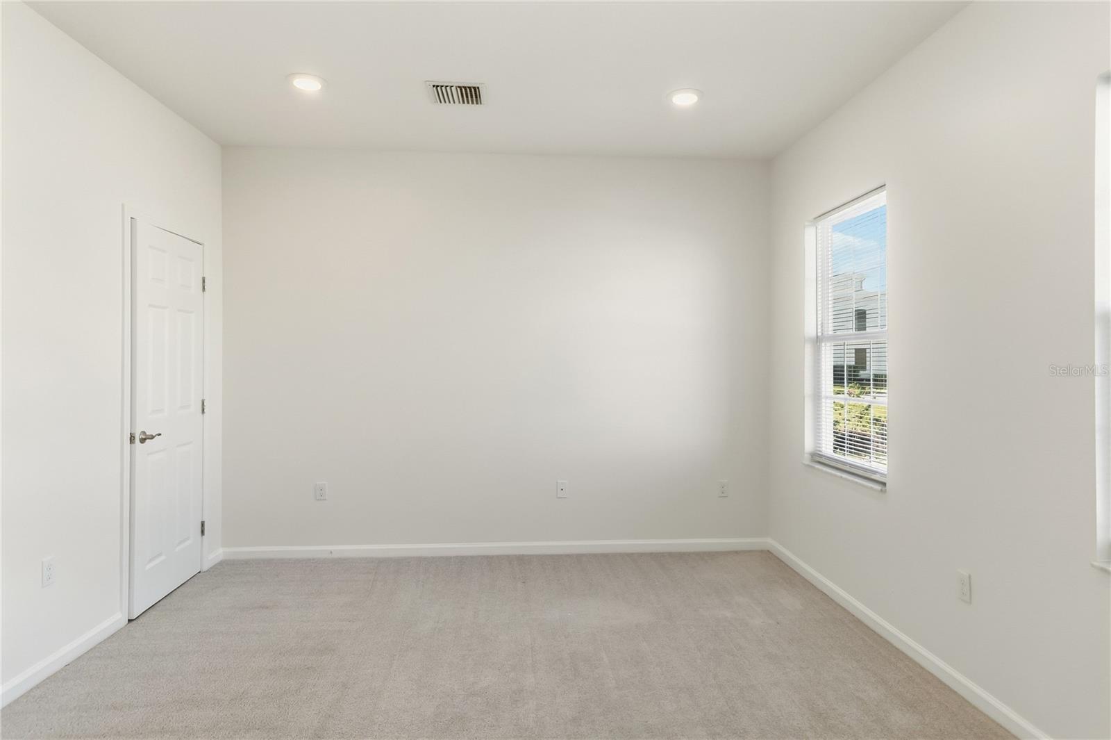 263 Bella Prestwick Blvd Property Photo 11