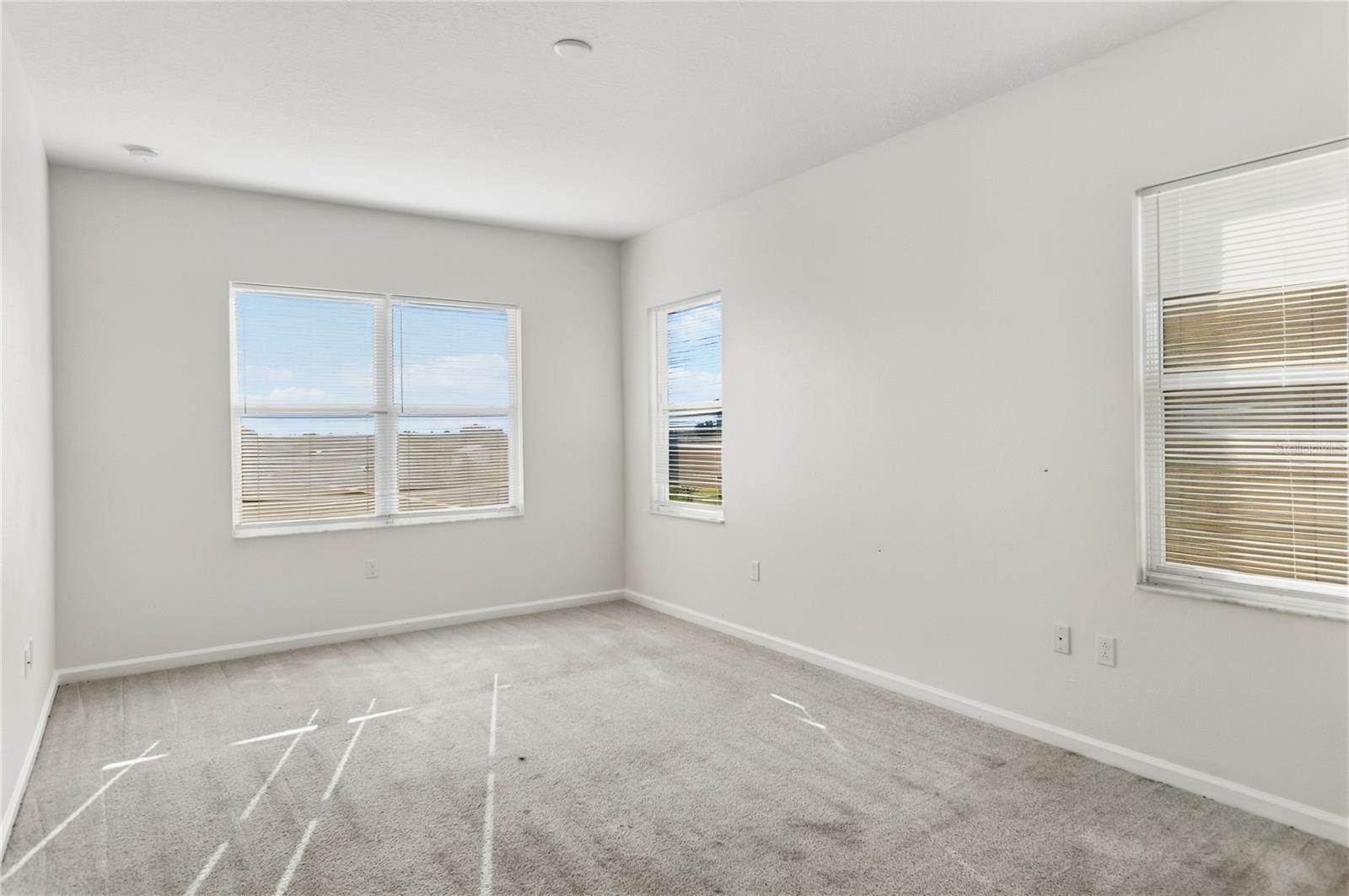 263 Bella Prestwick Blvd Property Photo 13