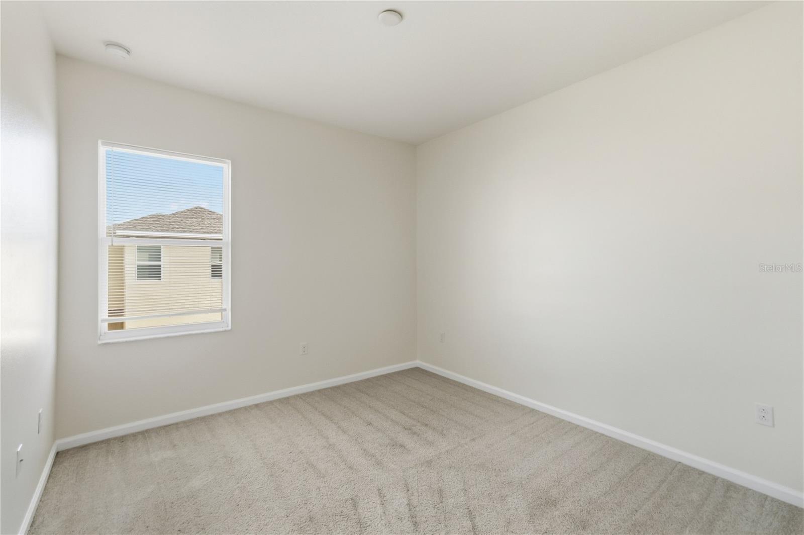 263 Bella Prestwick Blvd Property Photo 22