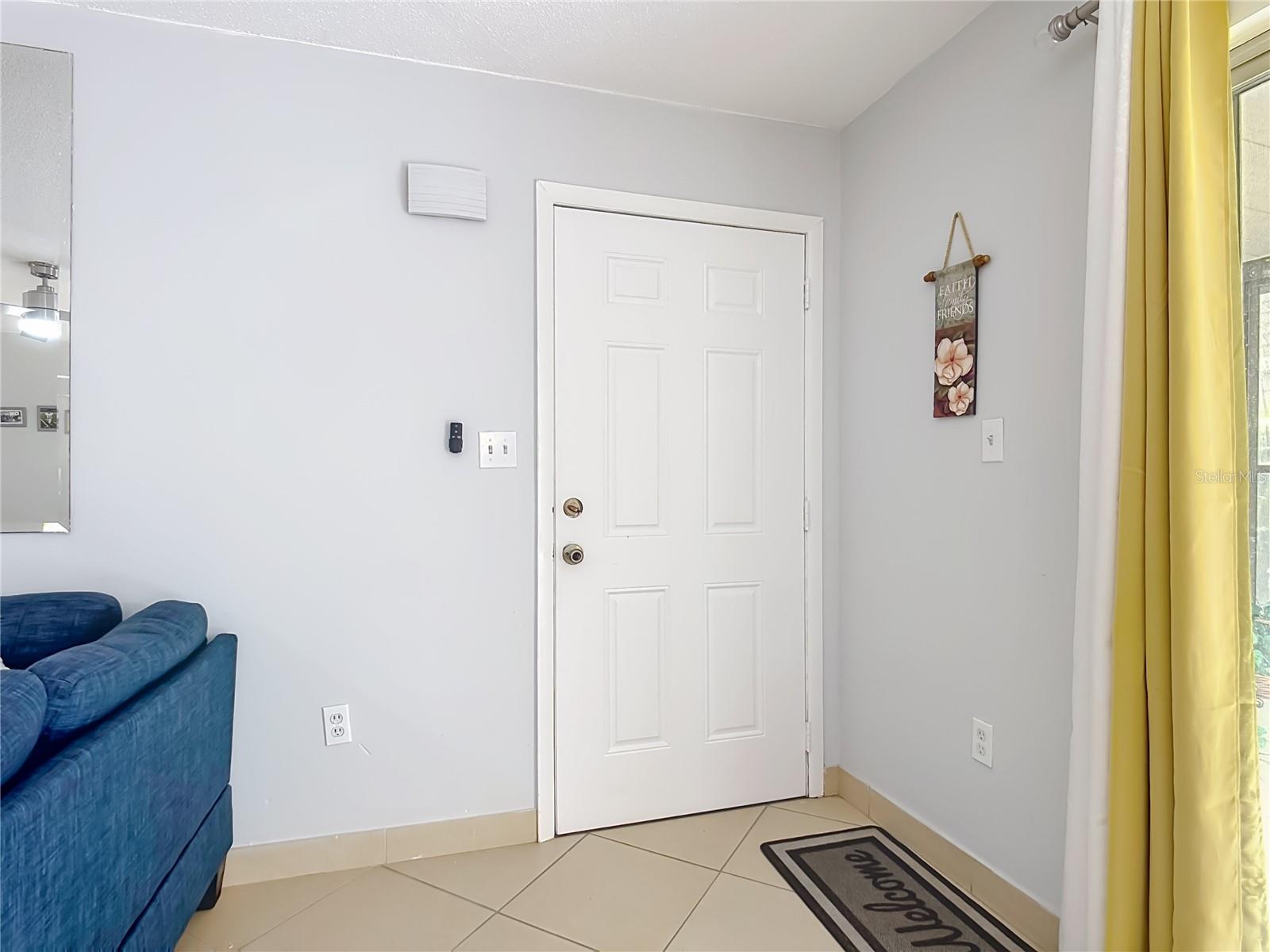 1106 Spring Meadow Dr Property Photo 2