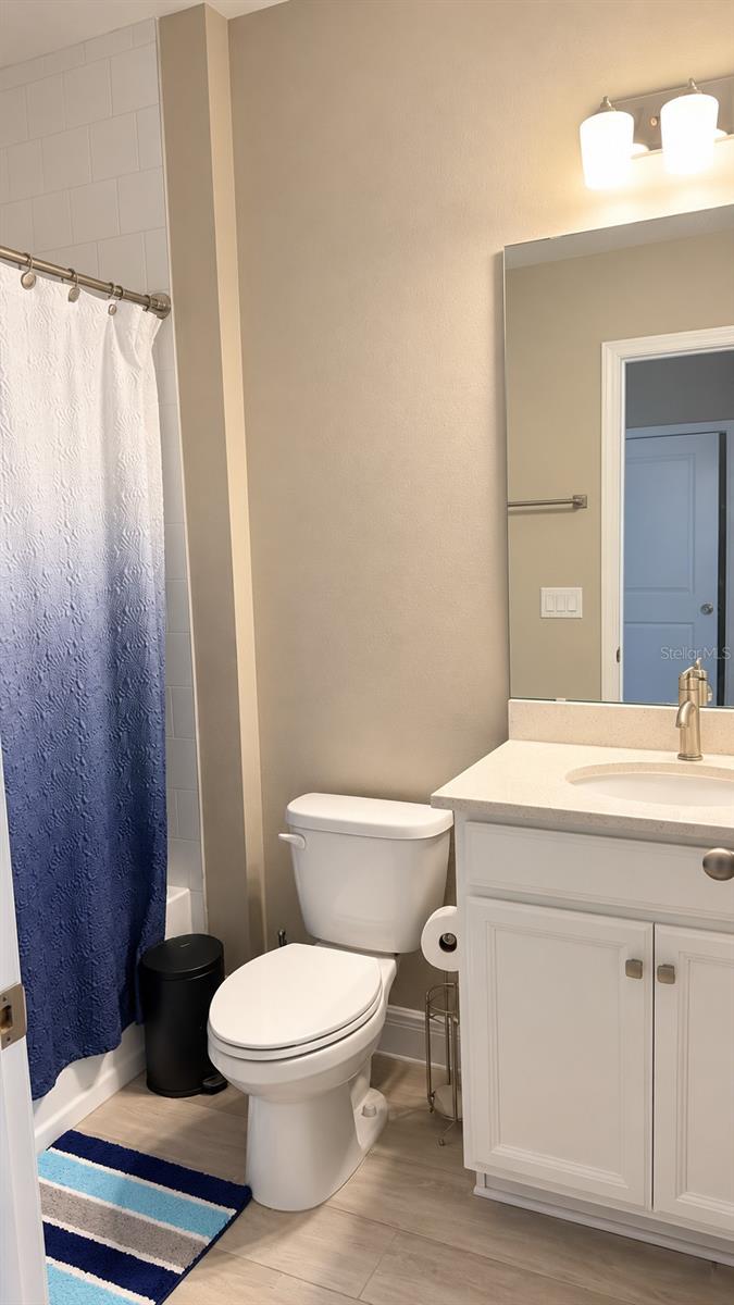 6493 Cyrils Dr Property Photo 5