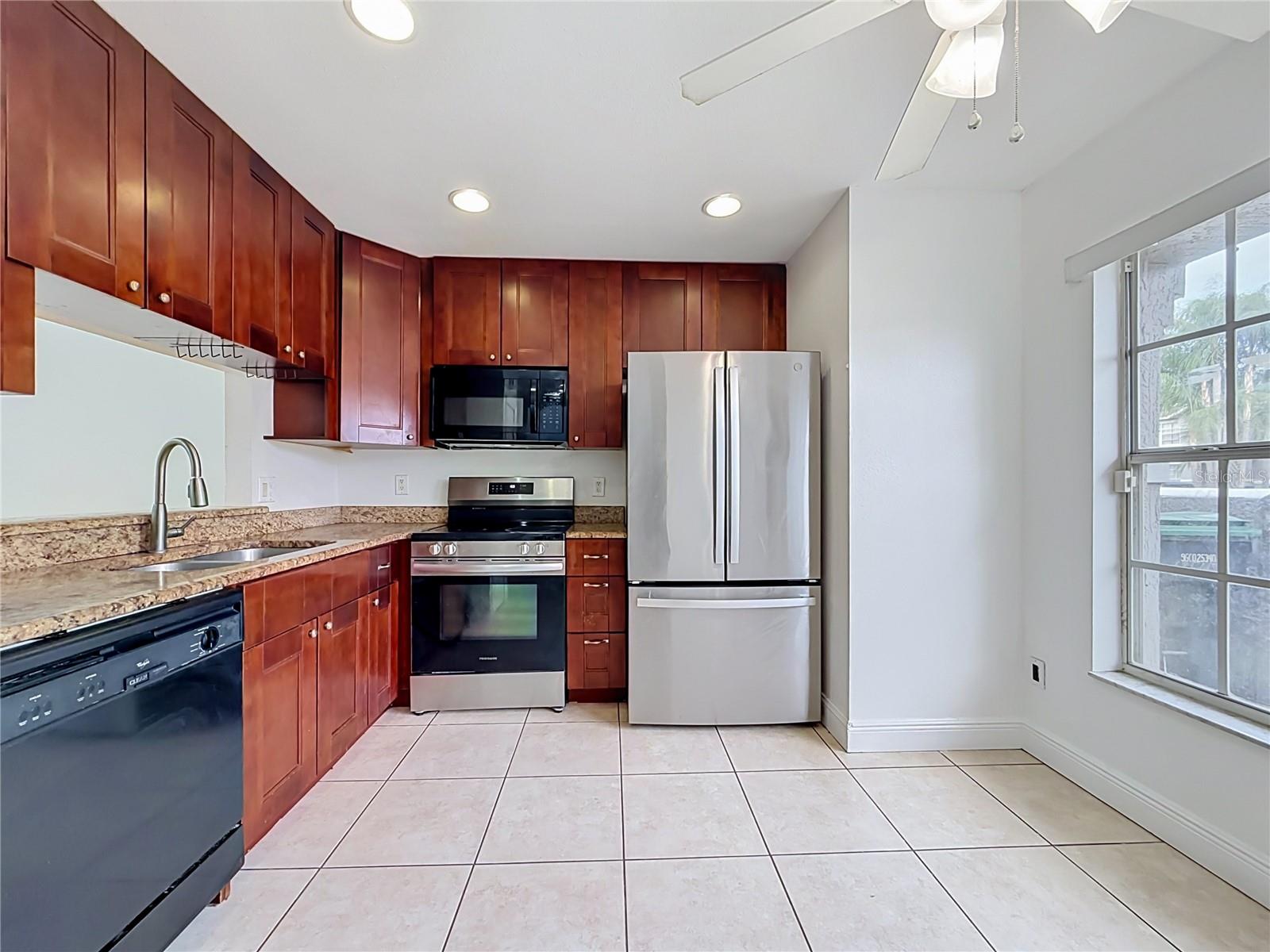13518 Summerton Dr Property Photo 8