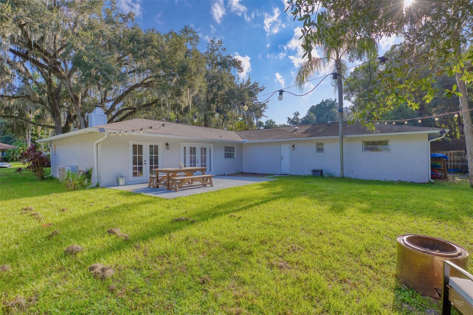 398 Palm Dr Property Photo 52