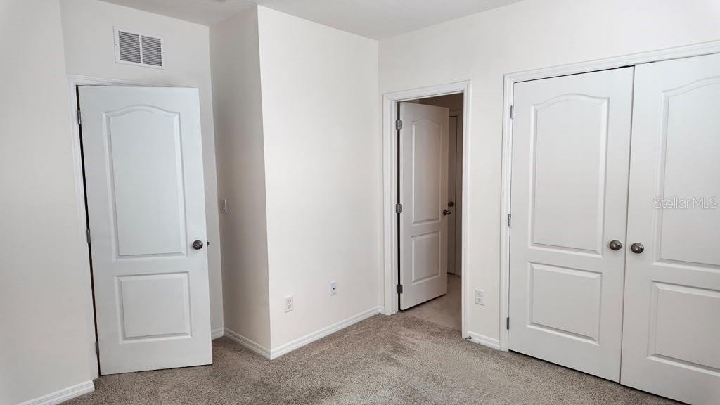 1241 Yellow Finch Dr Property Photo 11