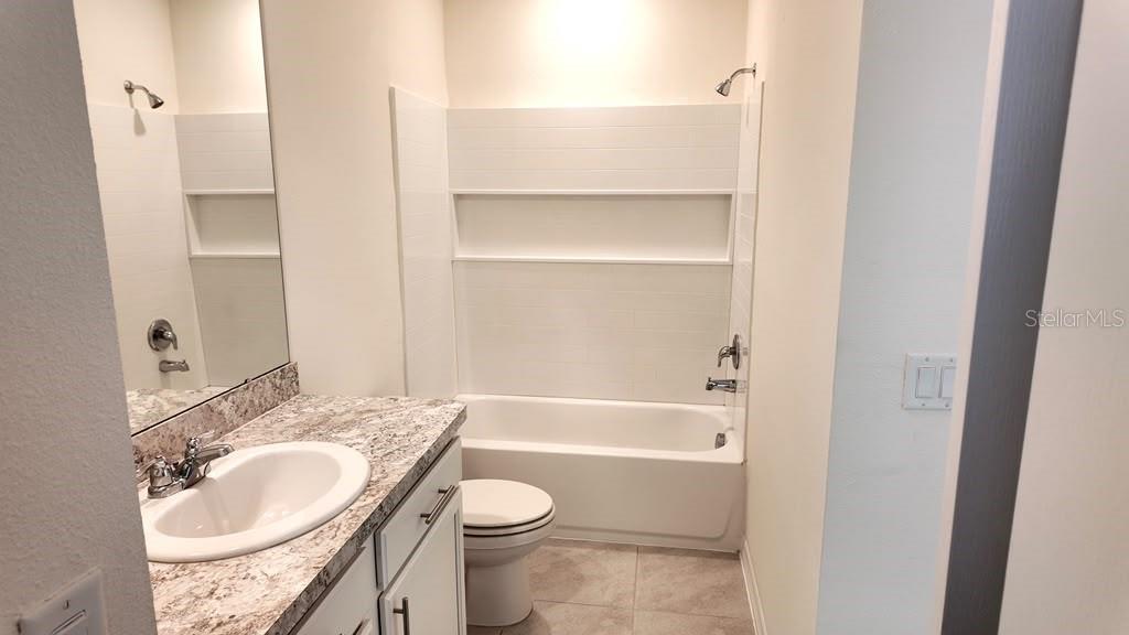 1241 Yellow Finch Dr Property Photo 16