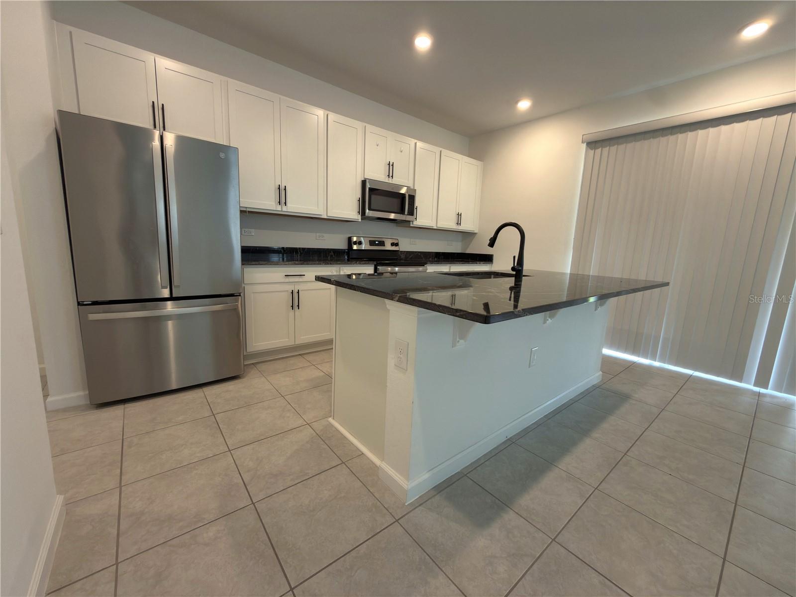1071 Sugarwood St Property Photo 3
