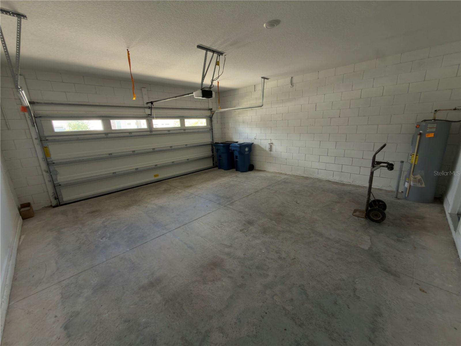 1071 Sugarwood St Property Photo 7