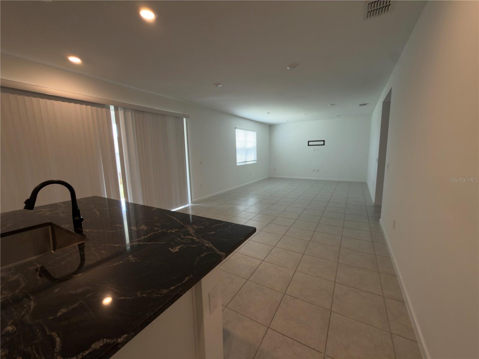 1071 Sugarwood St Property Photo 8