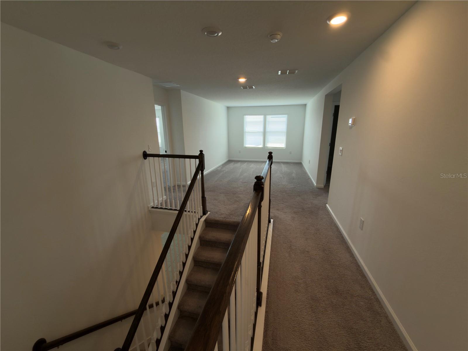1071 Sugarwood St Property Photo 13