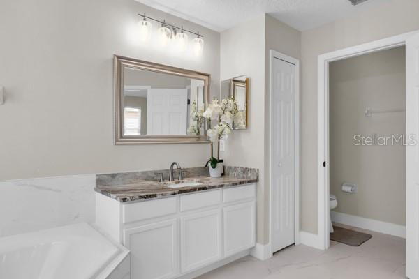 12703 Moss Park Ridge Dr Property Photo 33