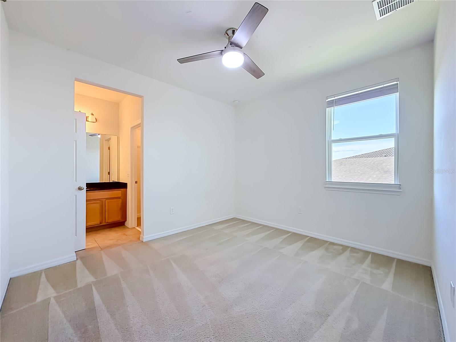 10079 Austrina Oak Loop Property Photo 27