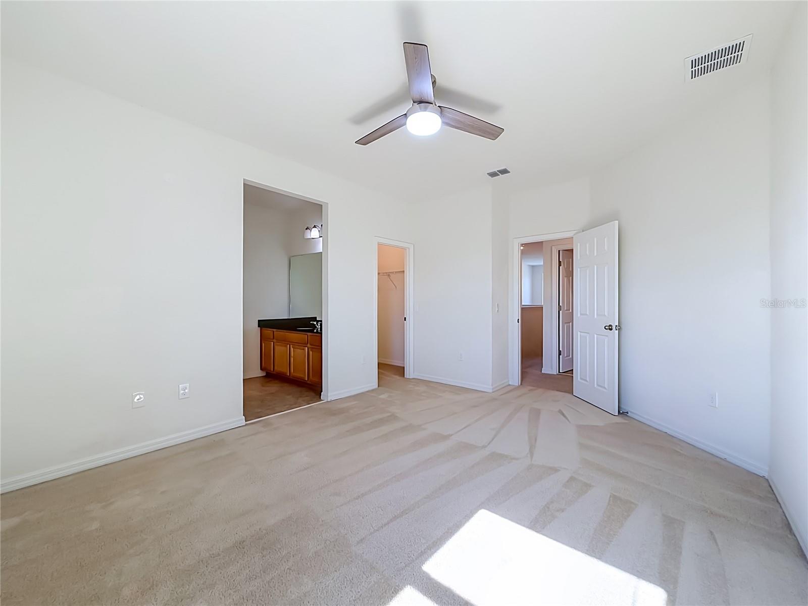 10079 Austrina Oak Loop Property Photo 30