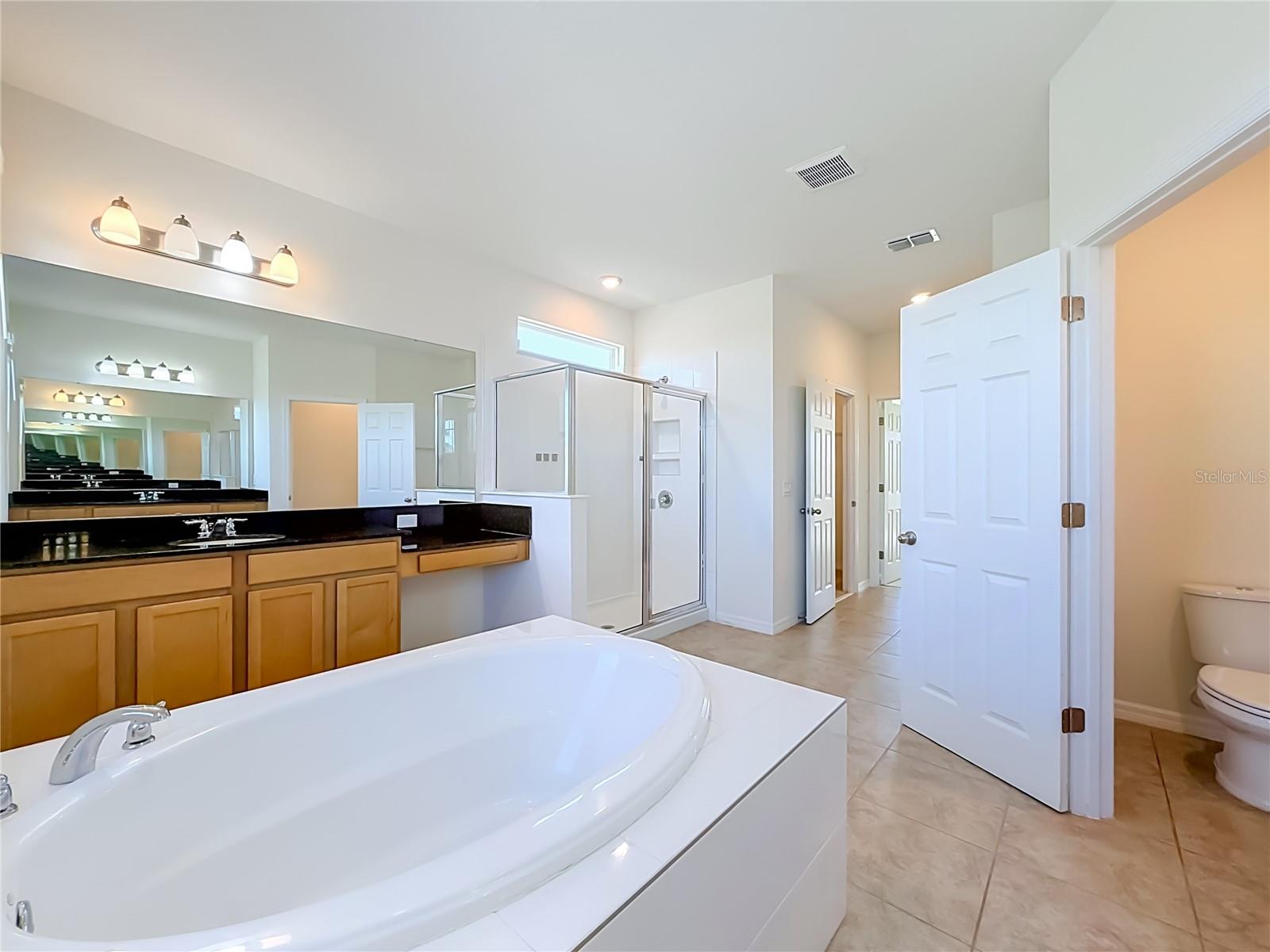 10079 Austrina Oak Loop Property Photo 36