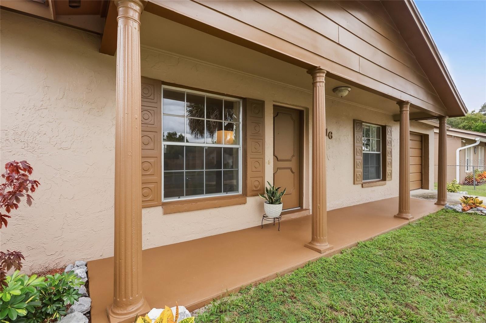1016 Wolf Trl Property Photo 5