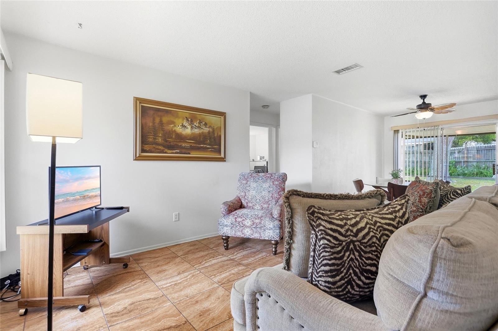 1016 Wolf Trl Property Photo 6