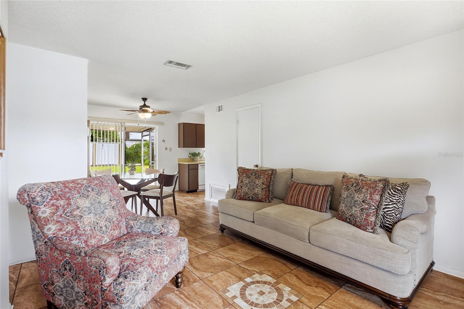 1016 Wolf Trl Property Photo 7