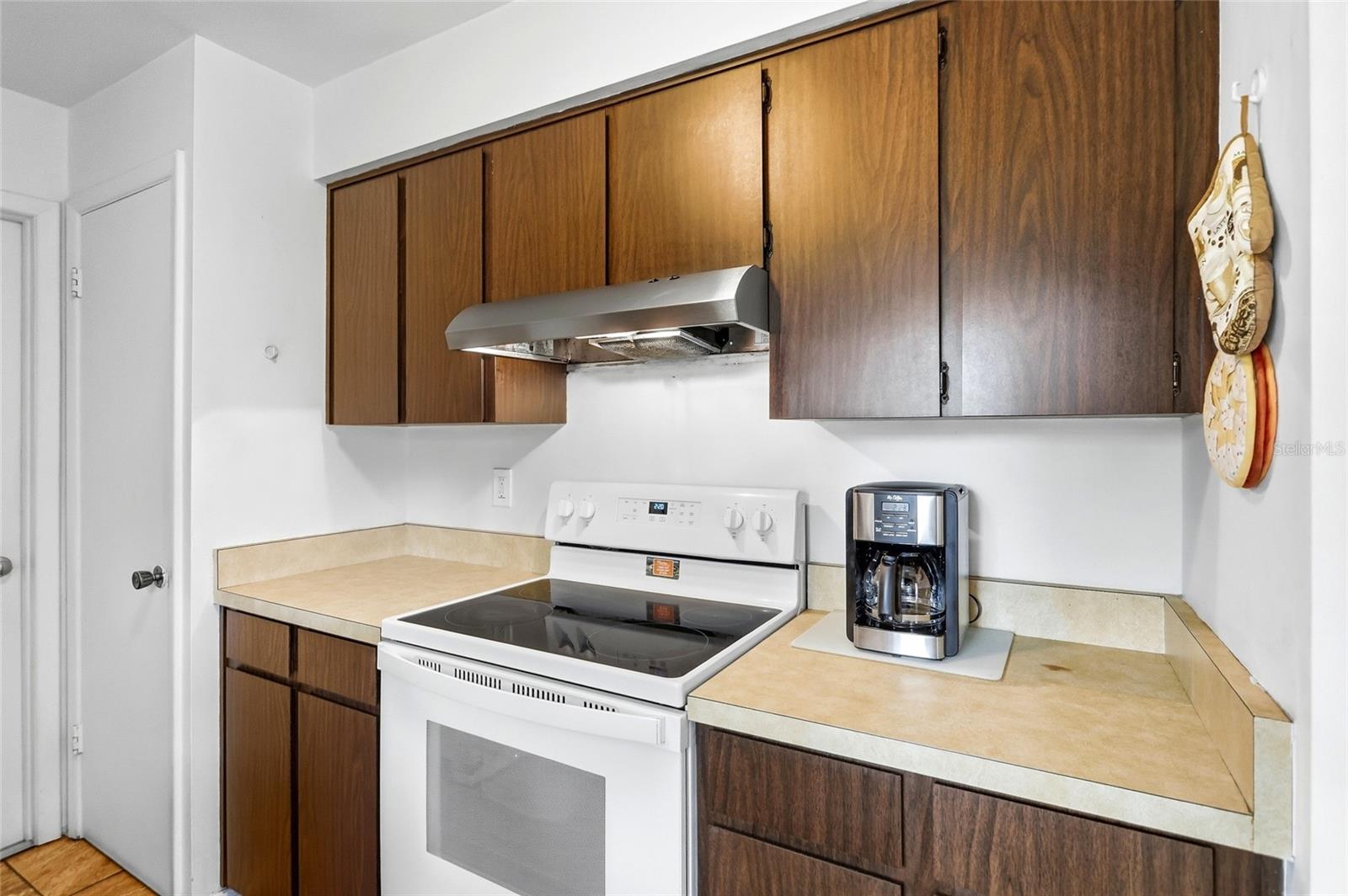 1016 Wolf Trl Property Photo 16