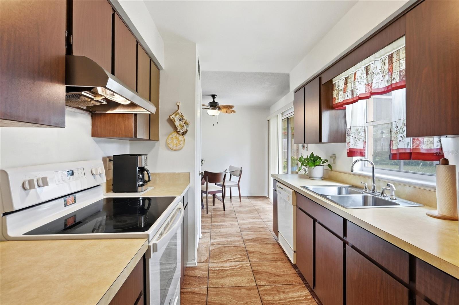 1016 Wolf Trl Property Photo 18