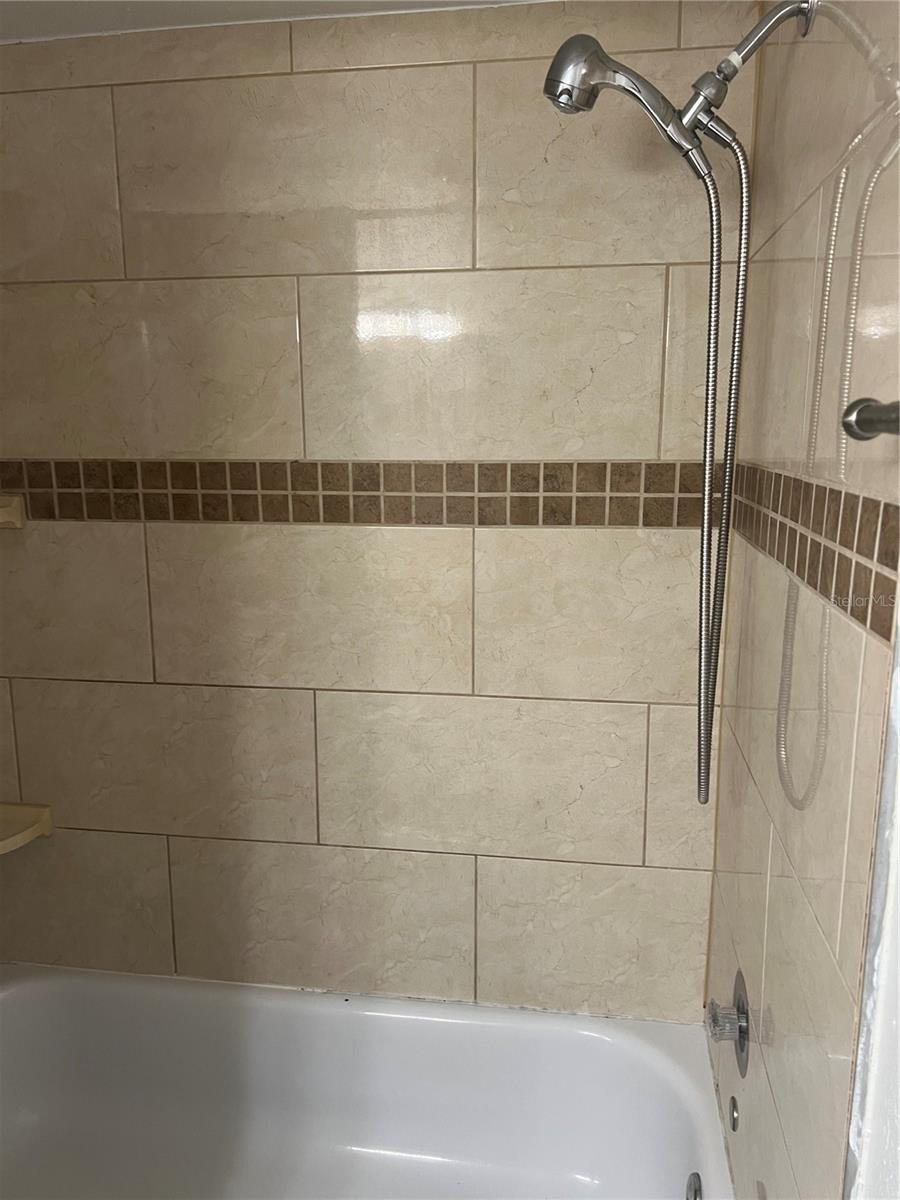 4265 S Semoran Blvd #4 Property Photo 12