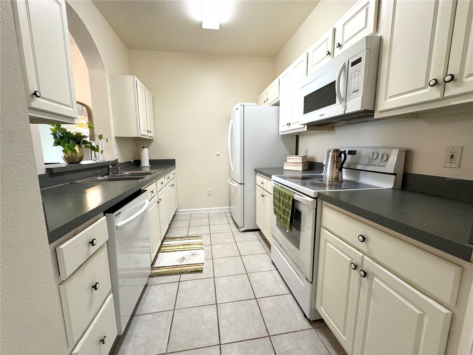 13524 Turtle Marsh Loop #627 Property Photo 3