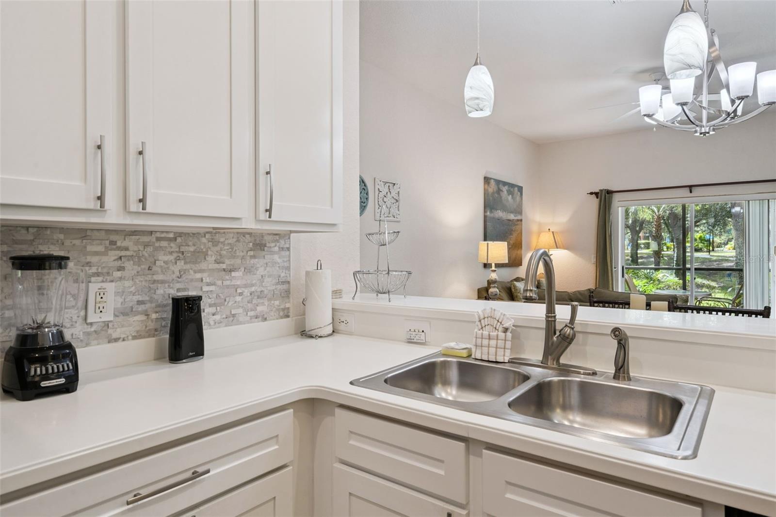 203 Lucaya Loop Property Photo 11