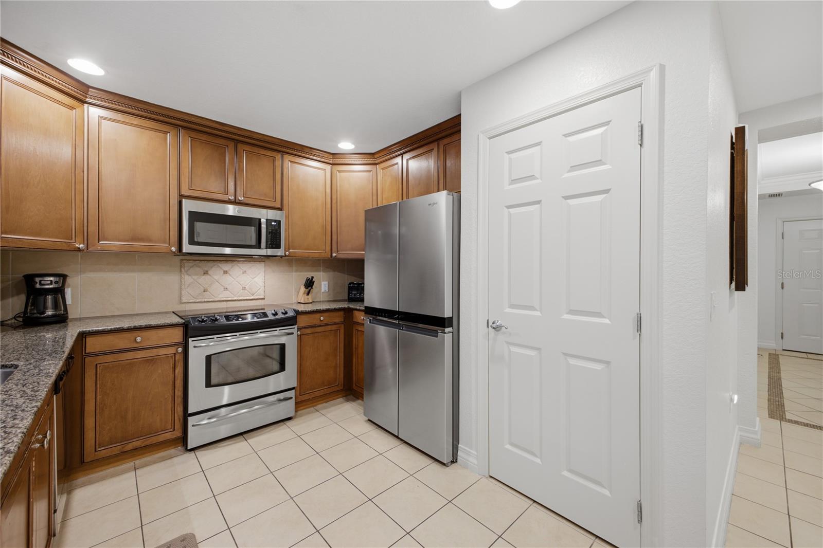 7660 Whisper Way #402 Property Photo 7