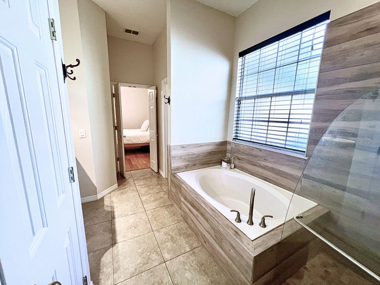 614 Nadina Pl Property Photo 13