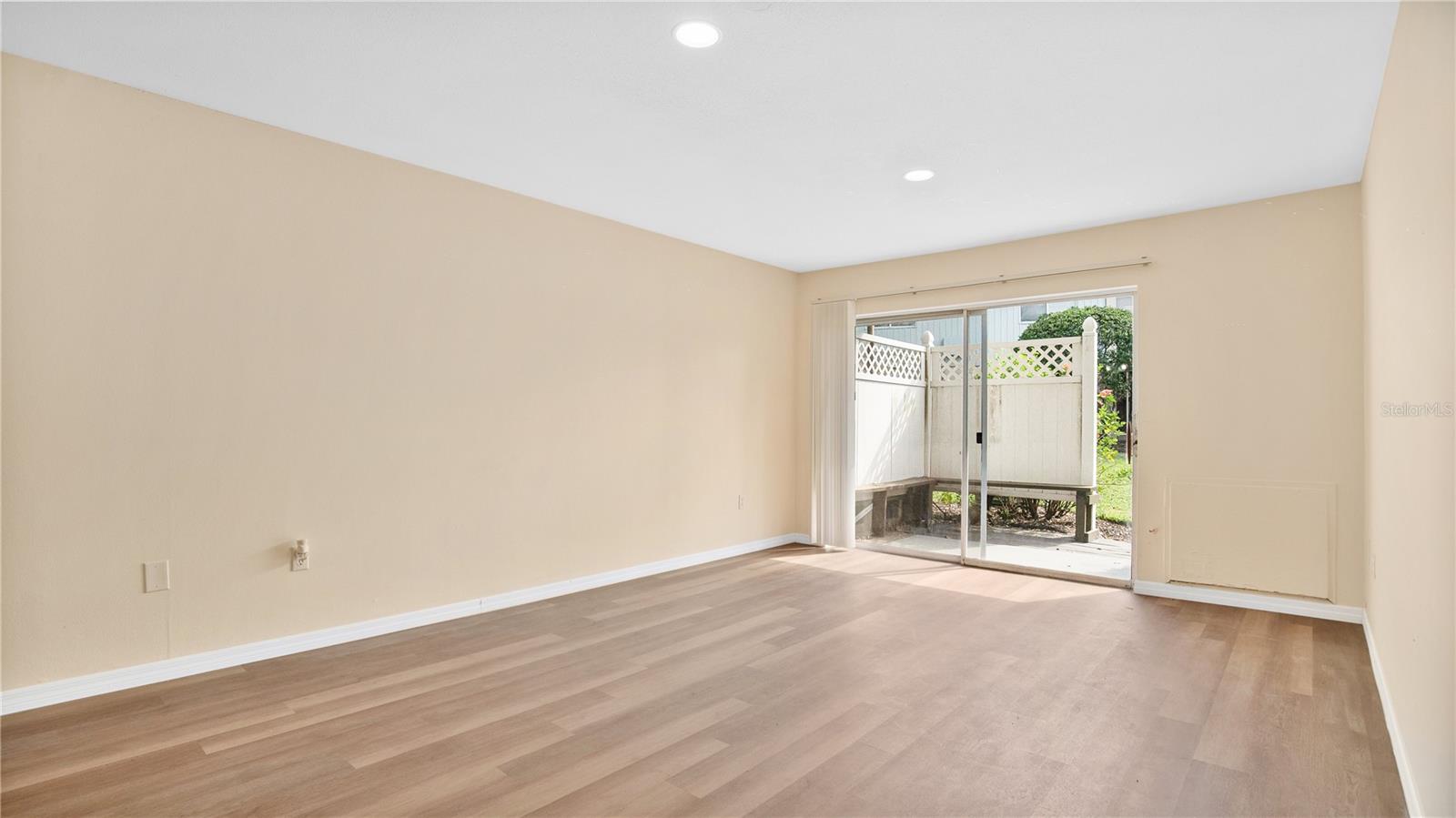1695 Lee Rd #e103 Property Photo 11