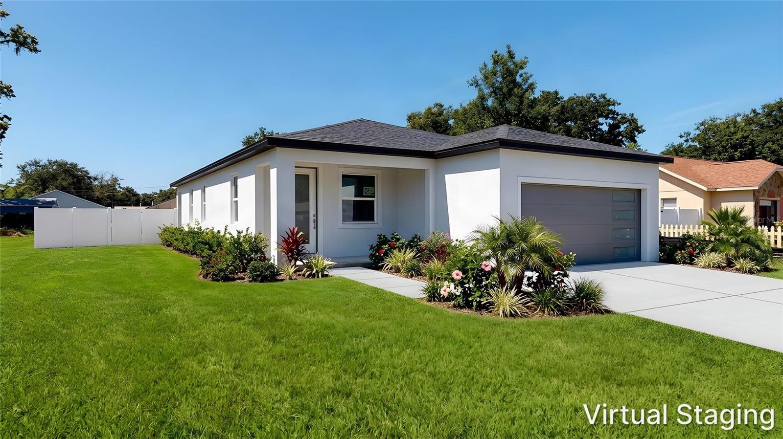 226 Pine St Property Photo 1