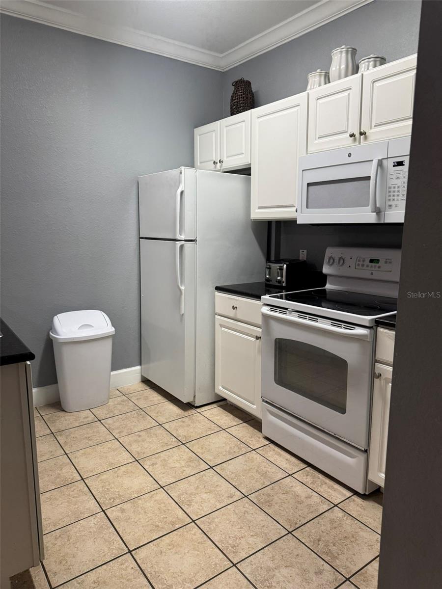 2966 Lucayan Harbour Cir #103 Property Photo 14