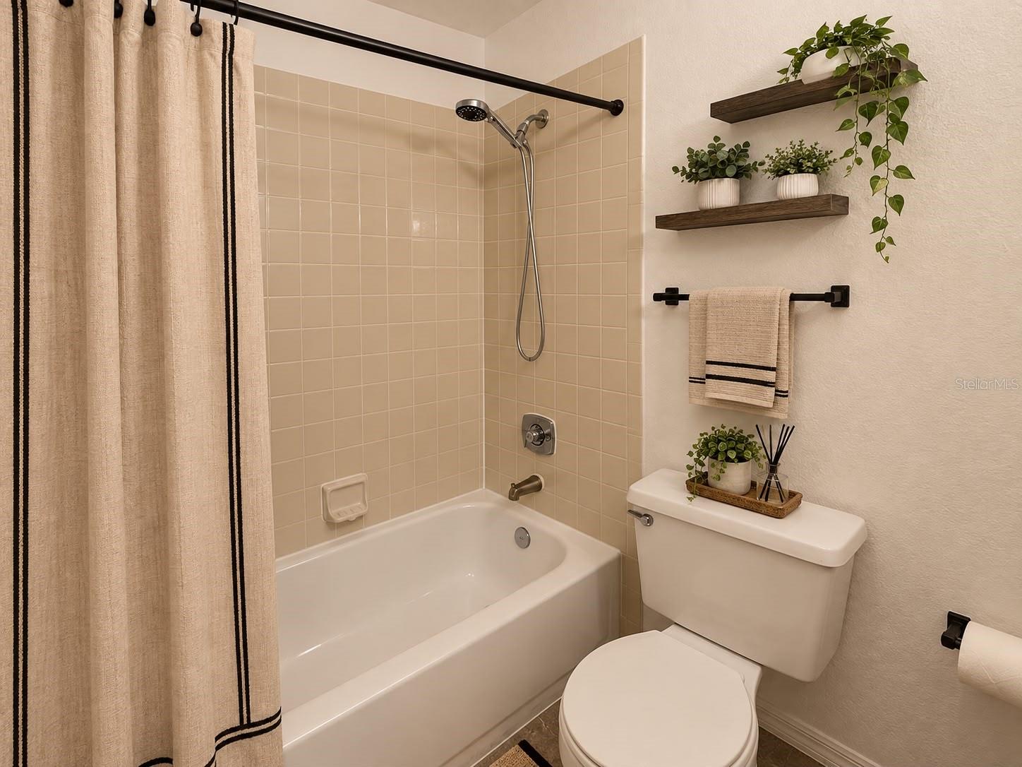 1037 S Hiawassee Rd #2824 Property Photo 16