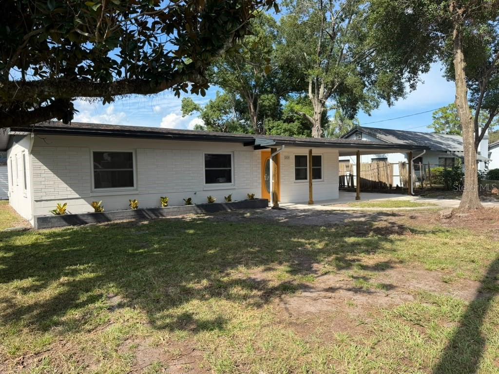 209 Plaza Oval Property Photo 1