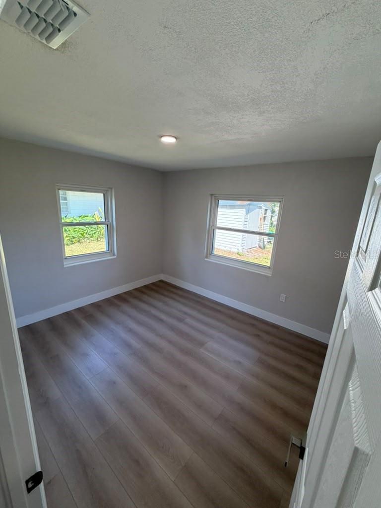 209 Plaza Oval Property Photo 17
