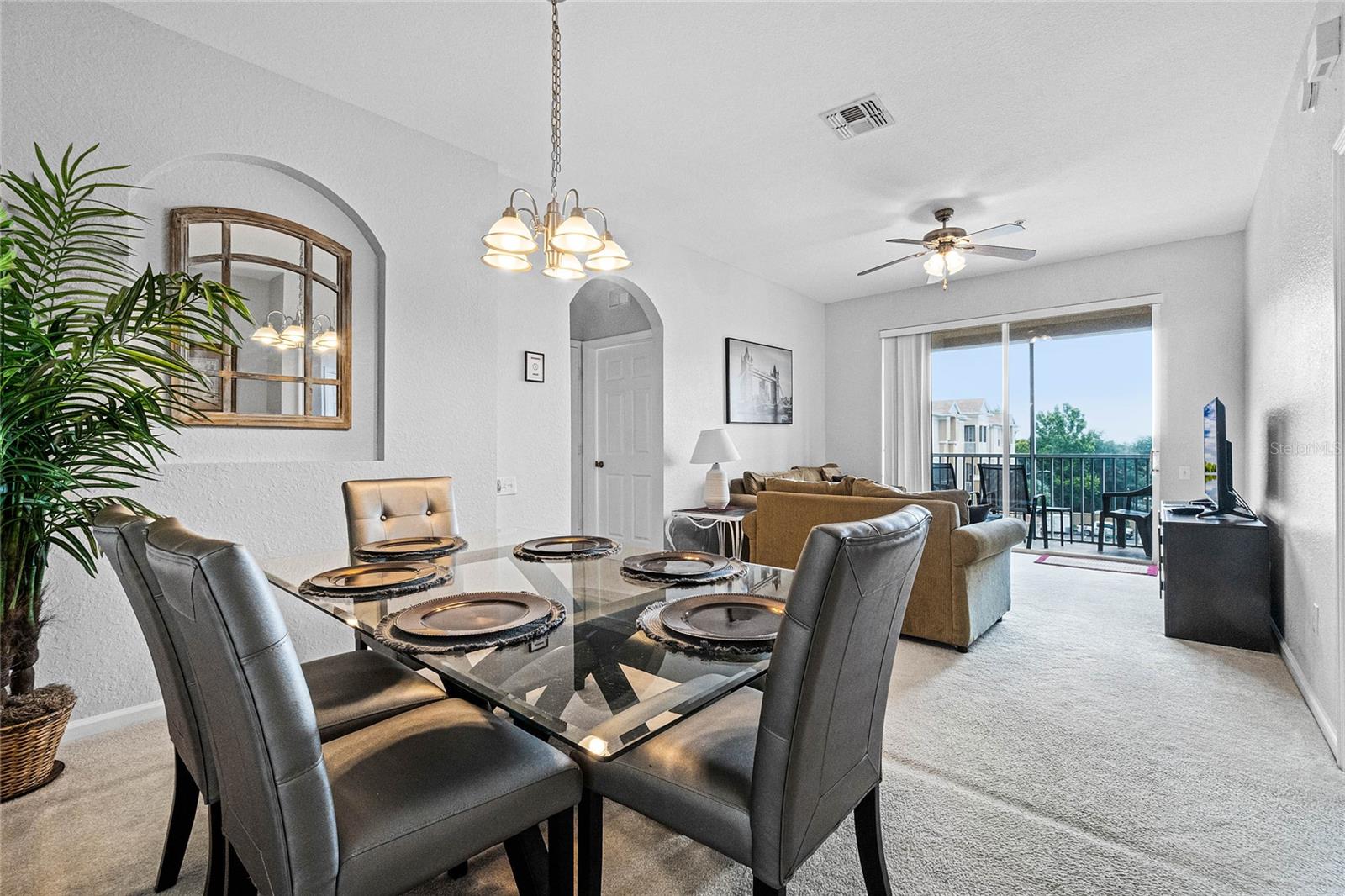 2778 Almaton Loop #401 Property Photo 6