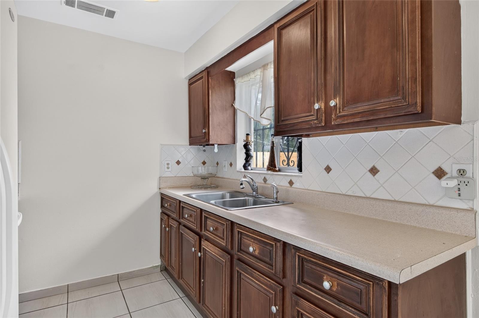 4712 Stony Brook Ln Property Photo 13
