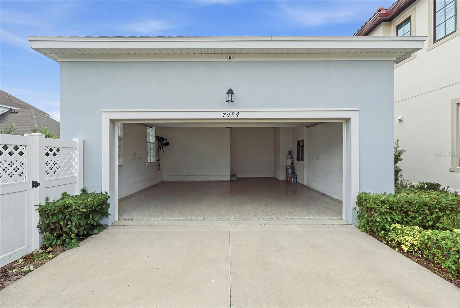 7484 Estuary Lake Loop Property Photo 8