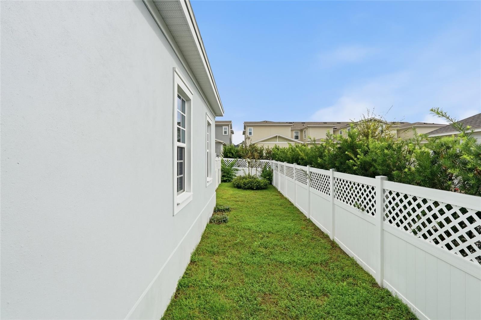7484 Estuary Lake Loop Property Photo 14