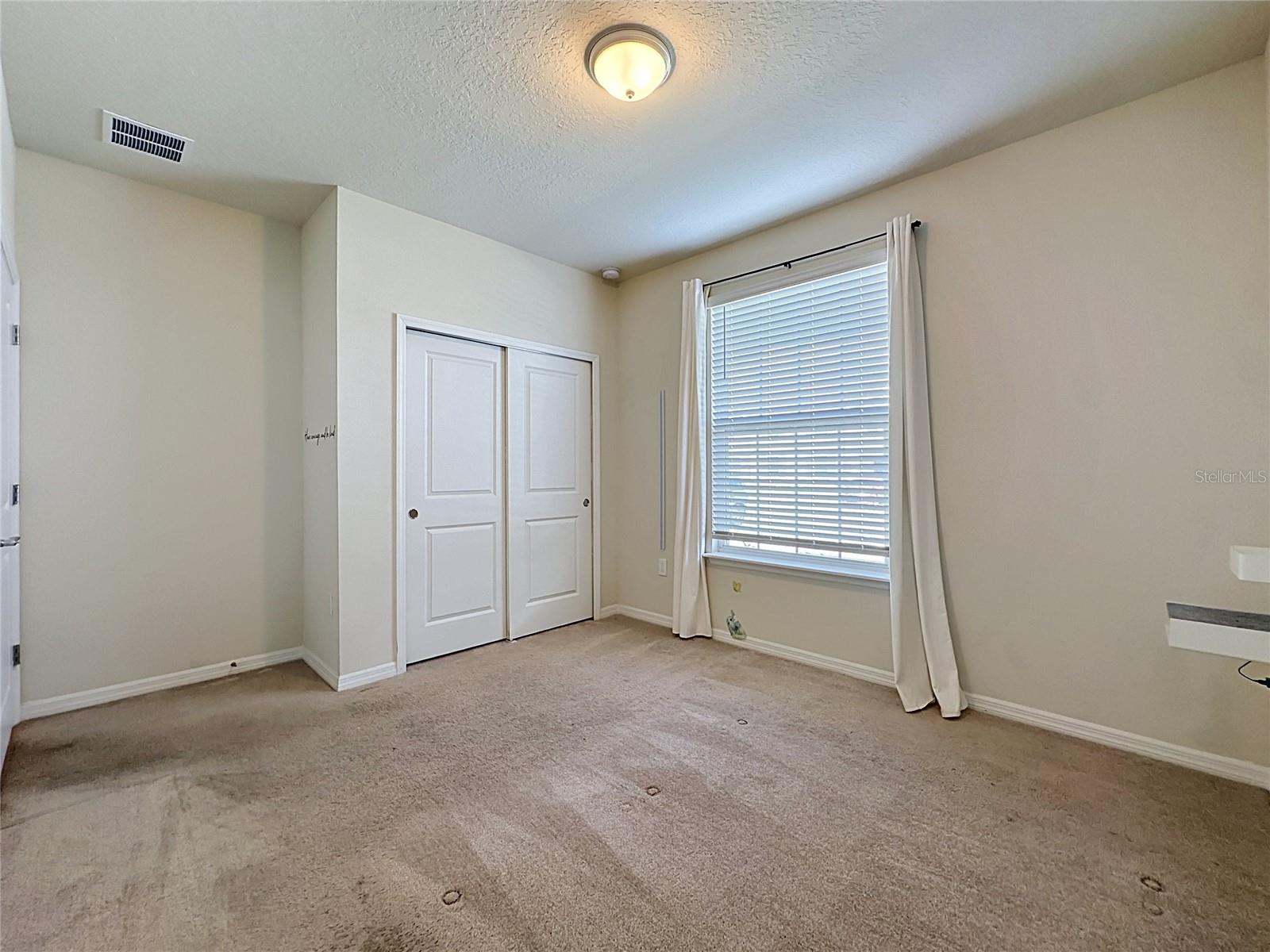 920 Paradise Dr Property Photo 6