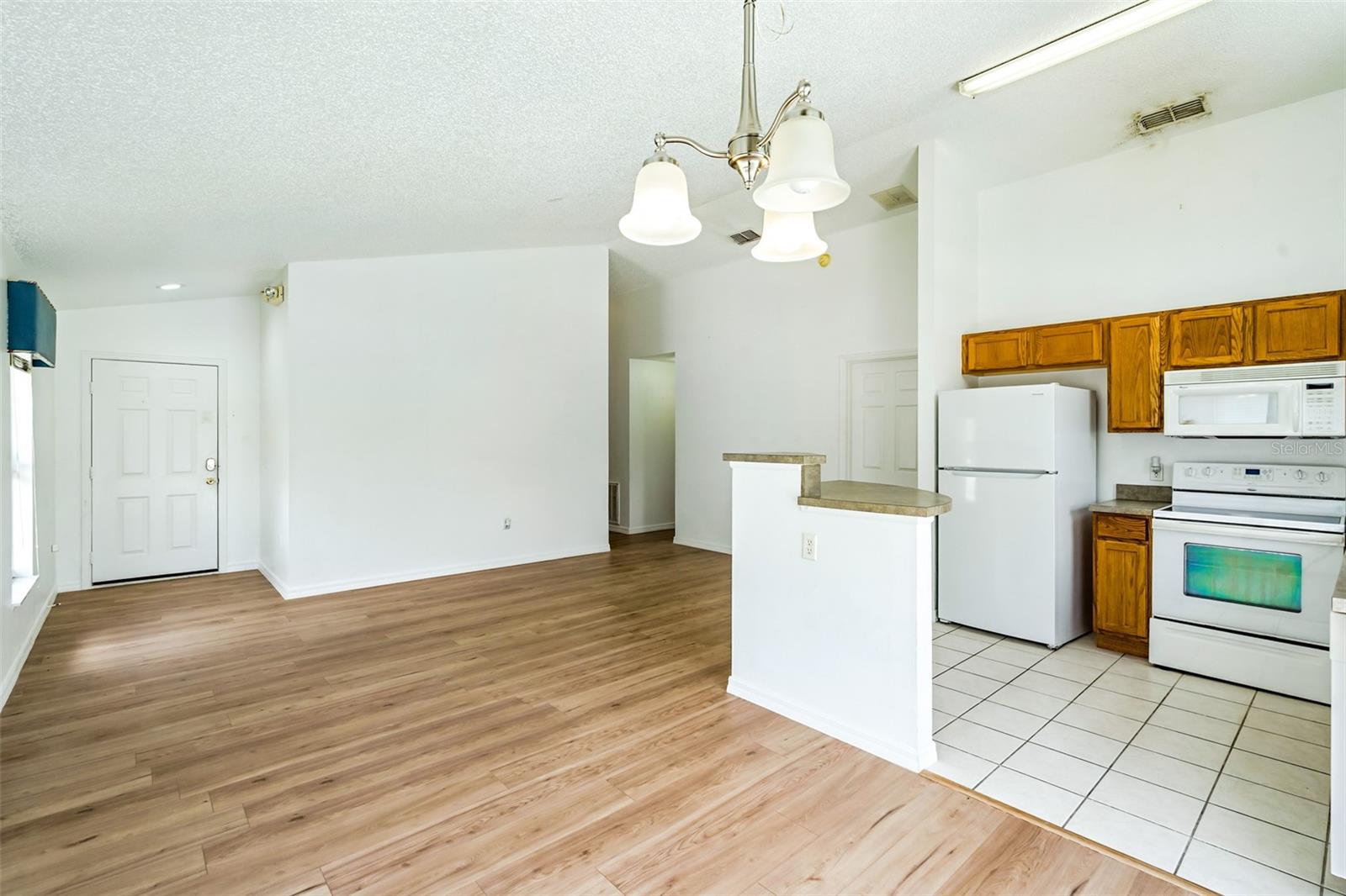 2981 Kokomo Loop Property Photo 6