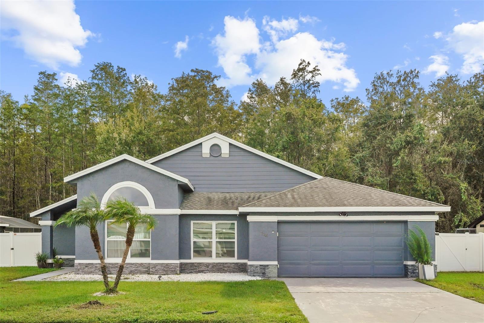 114 Blackwater Ct Property Photo