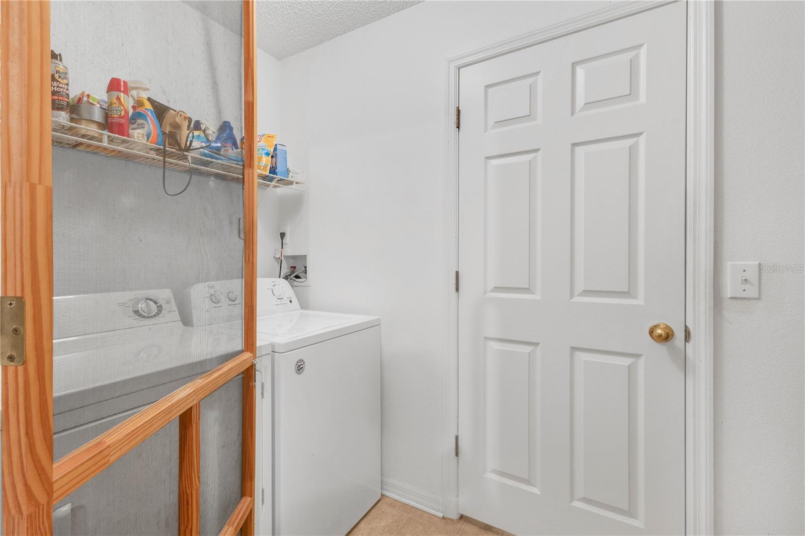 2235 Canopy Dr Property Photo 22