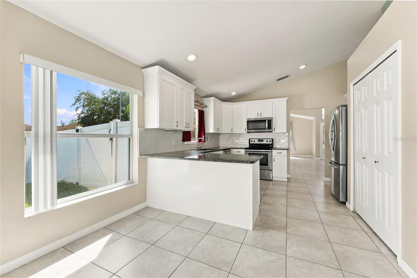 4106 Longworth Loop Property Photo 11