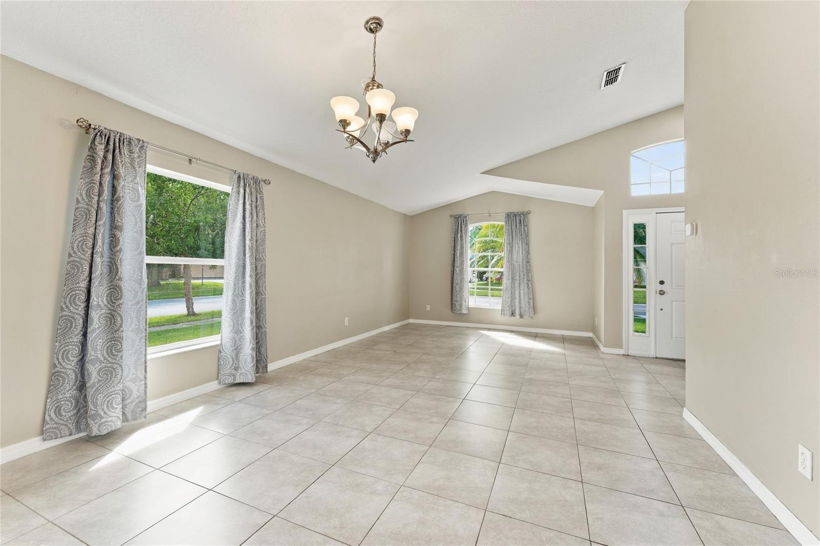 4106 Longworth Loop Property Photo 16