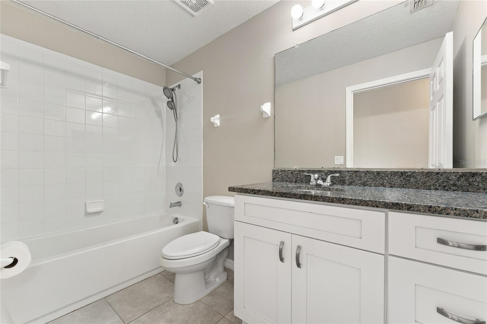 4106 Longworth Loop Property Photo 20