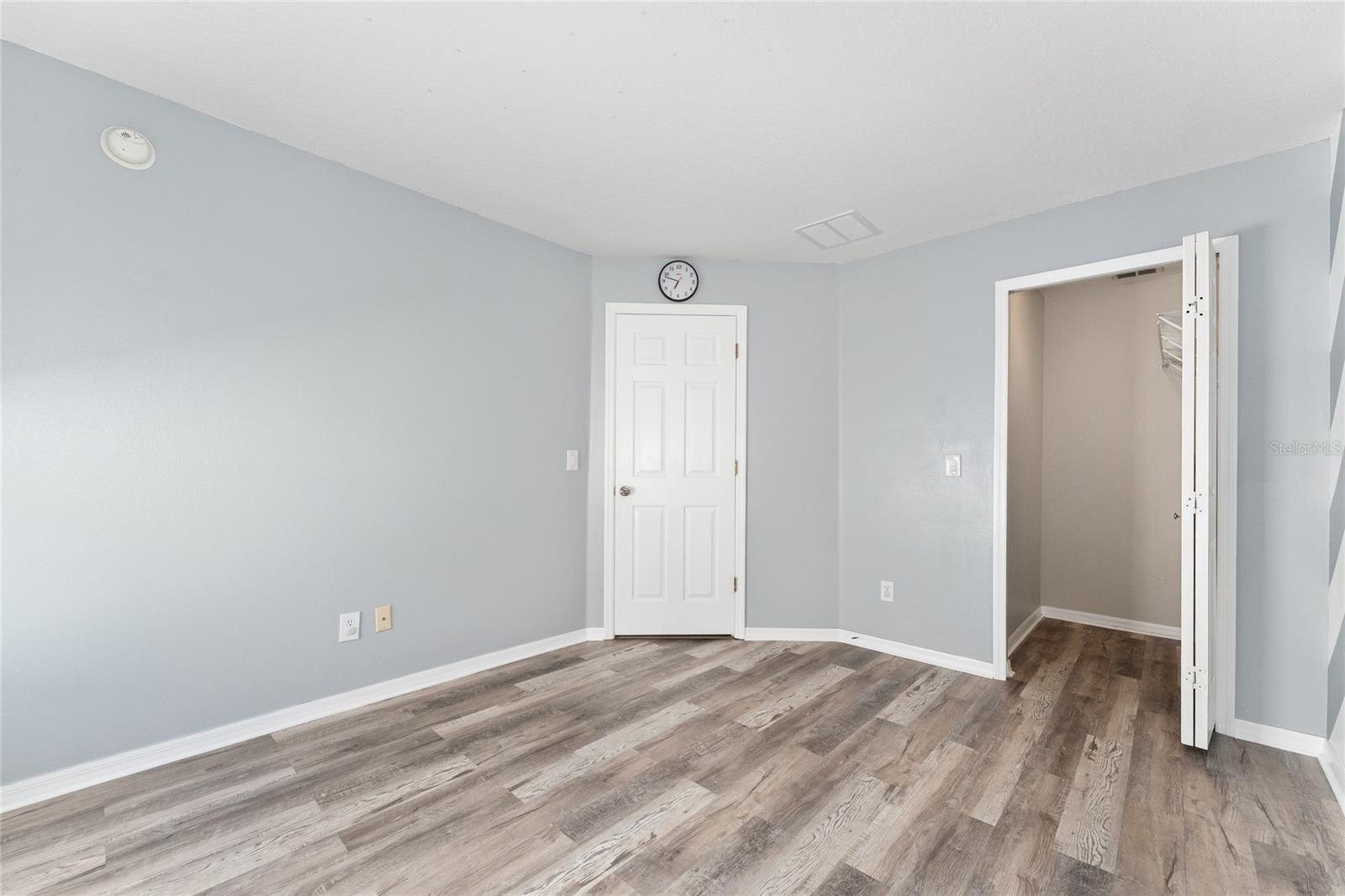 4106 Longworth Loop Property Photo 24