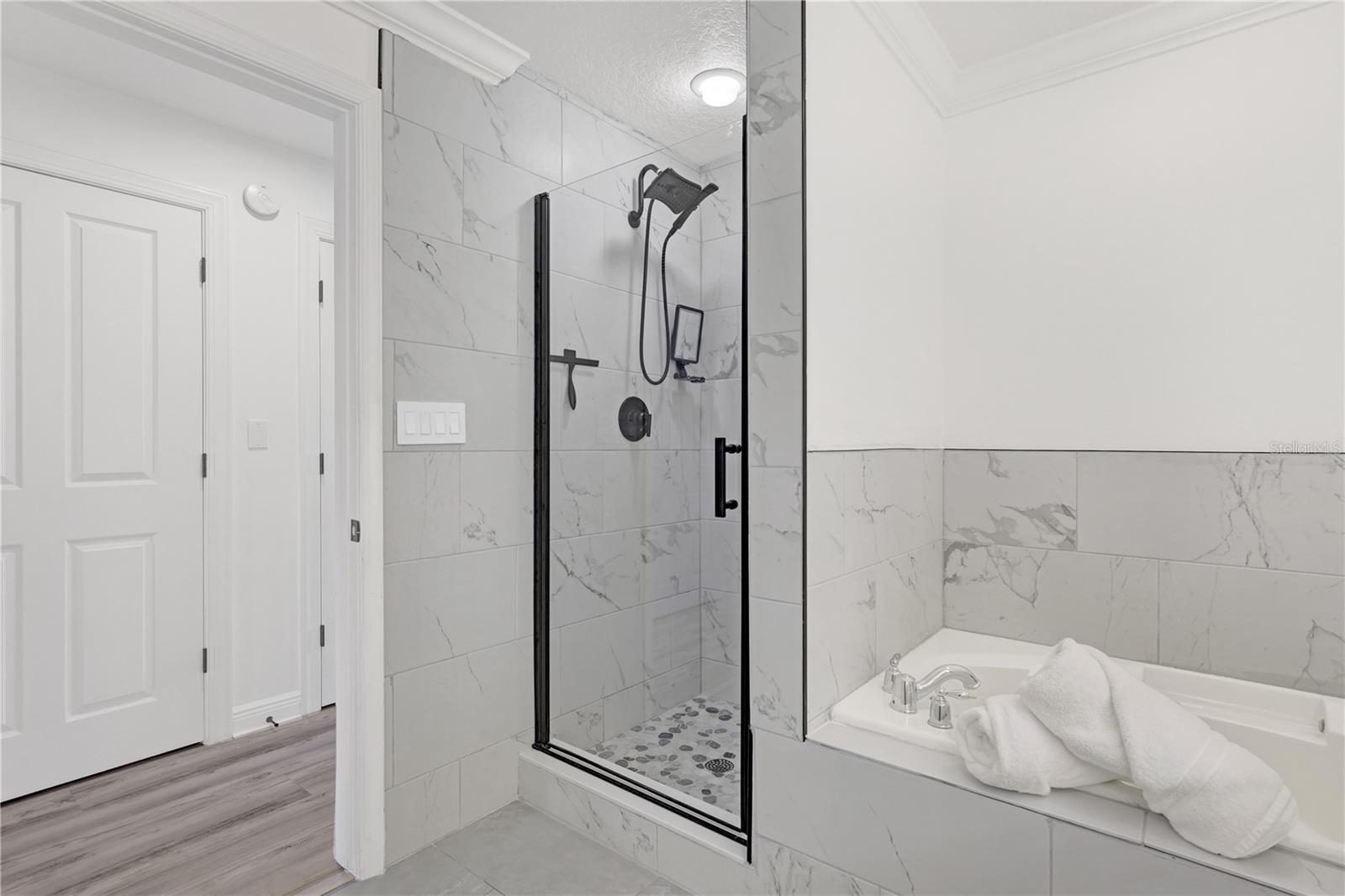7653 Heritage Crossing Way Property Photo 19